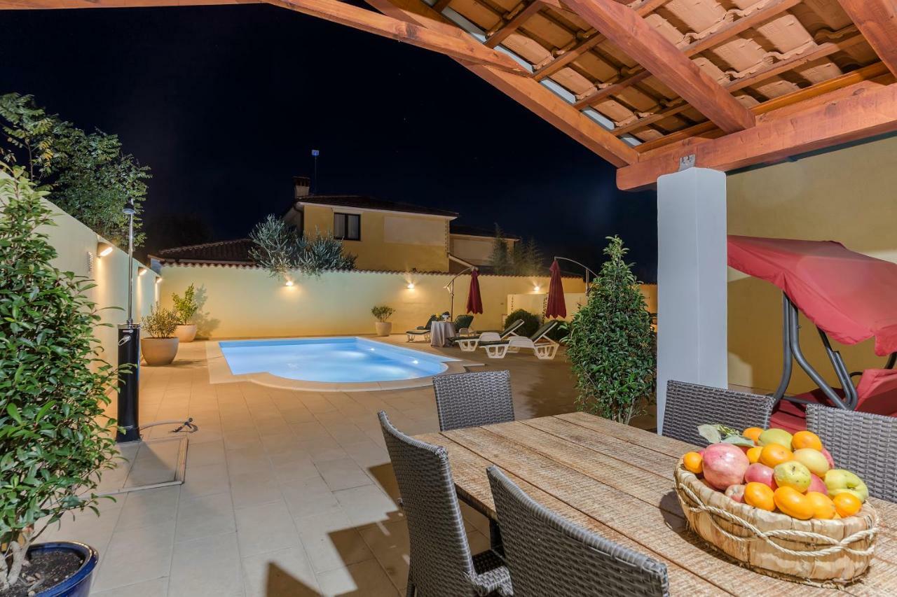 Villa Monique Воднян Экстерьер фото