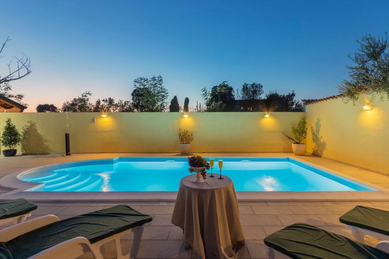 Villa Monique Воднян Экстерьер фото