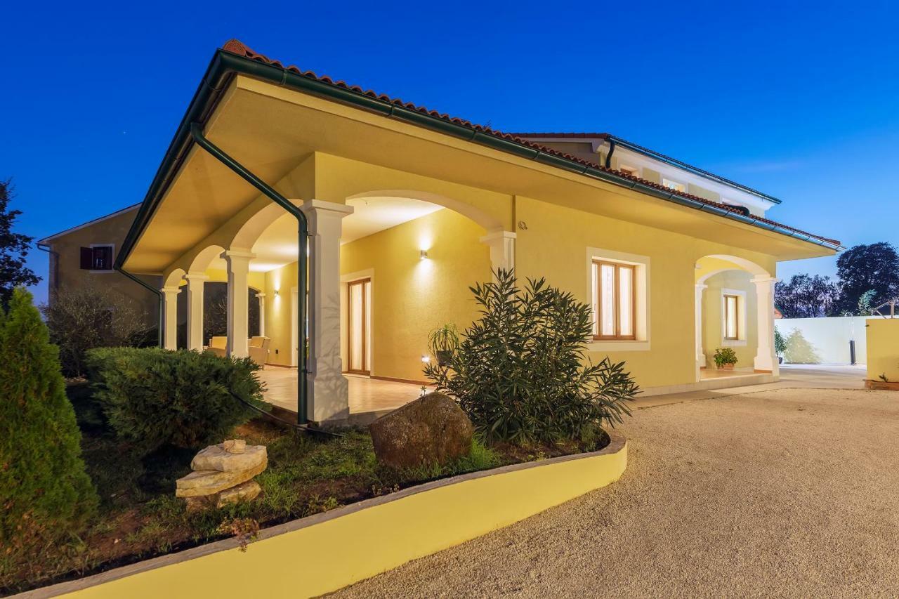 Villa Monique Воднян Экстерьер фото